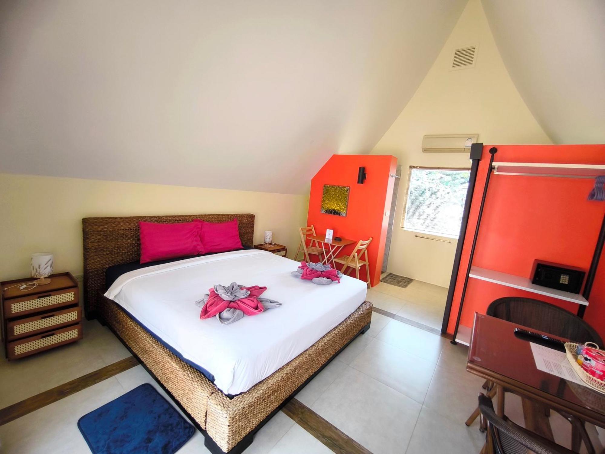 Blue Haven Bay Villa 21D And Resort Apartments Koh Chang Exteriör bild