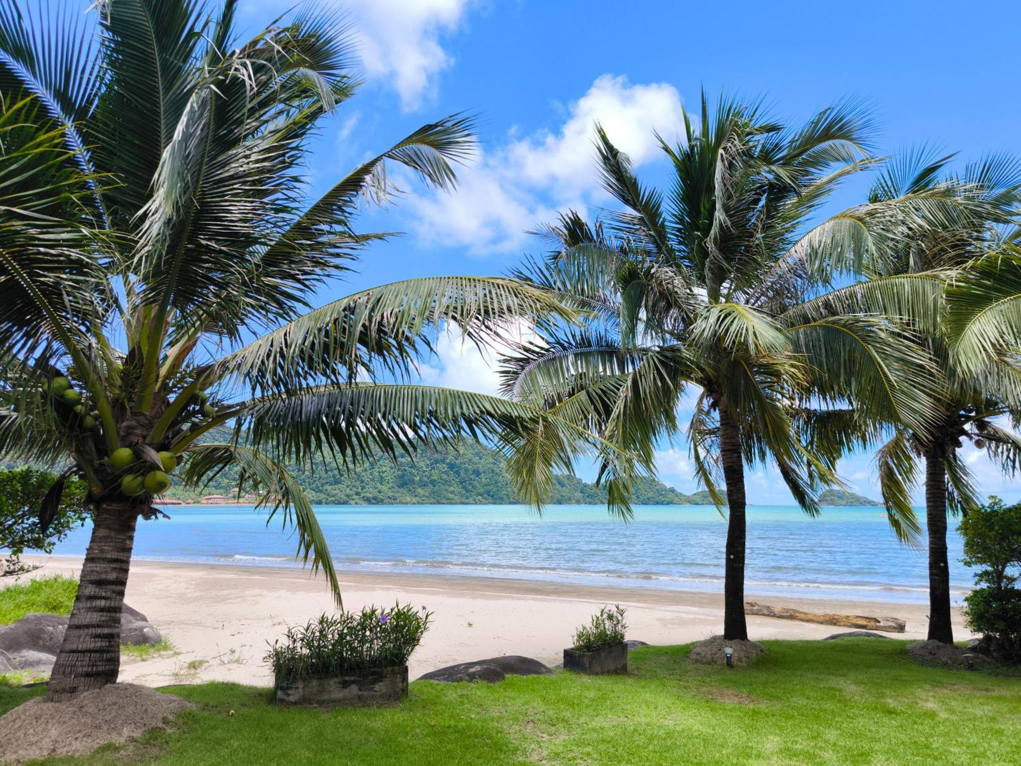 Blue Haven Bay Villa 21D And Resort Apartments Koh Chang Exteriör bild